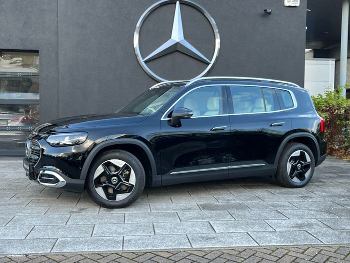Mercedes-Benz GLB 2026