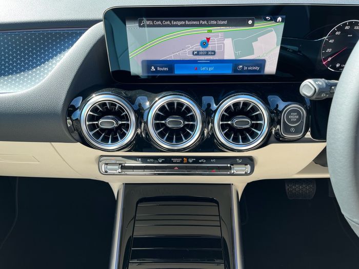 Mercedes-Benz GLA 2026