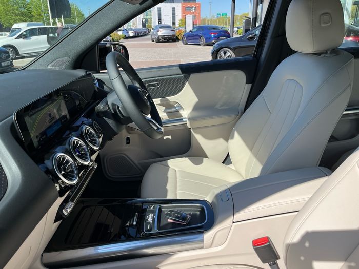 Mercedes-Benz GLA 2026