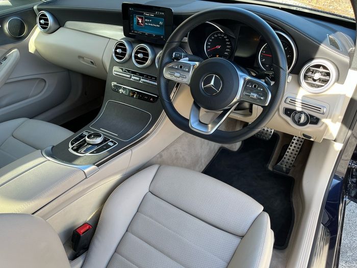Mercedes-Benz C-Class 2022