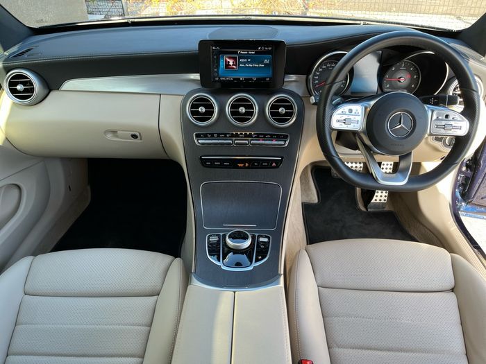 Mercedes-Benz C-Class 2022