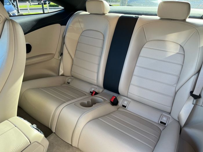 Mercedes-Benz C-Class 2022
