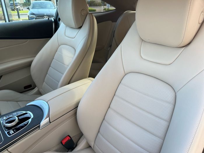 Mercedes-Benz C-Class 2022