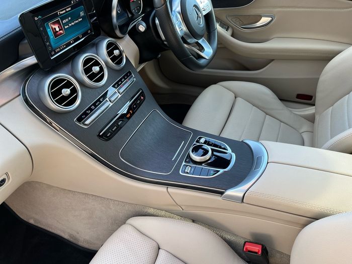 Mercedes-Benz C-Class 2022