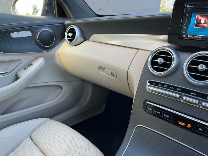 Mercedes-Benz C-Class 2022