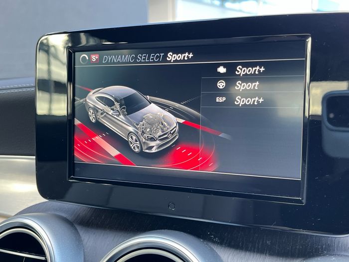 Mercedes-Benz C-Class 2022