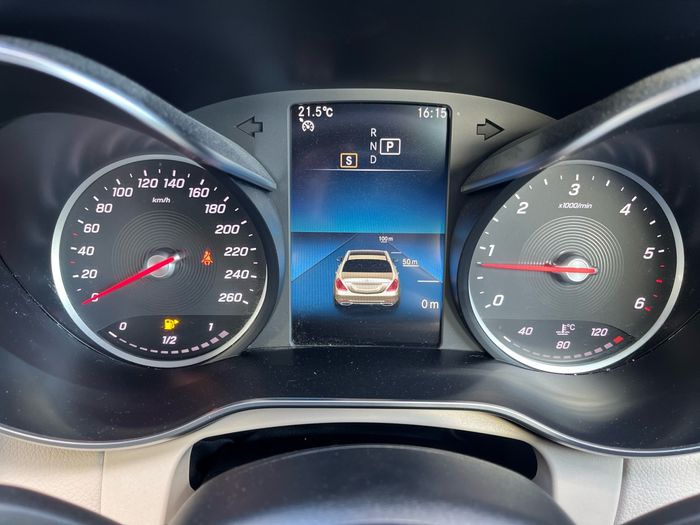 Mercedes-Benz C-Class 2022
