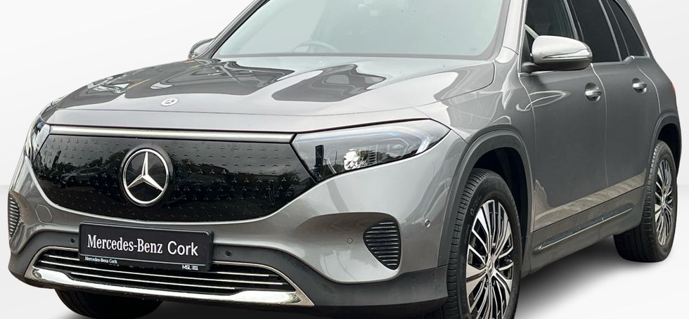 Mercedes-Benz EQB 2025