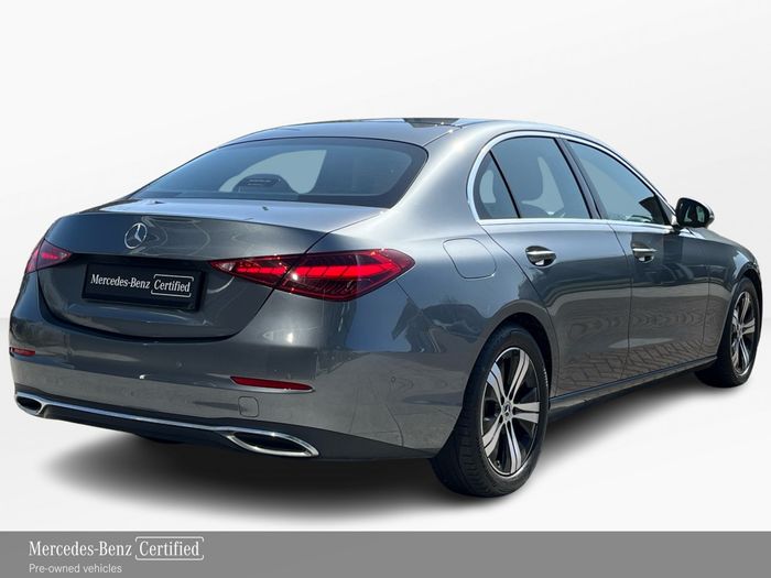 Mercedes-Benz C-Class 2024