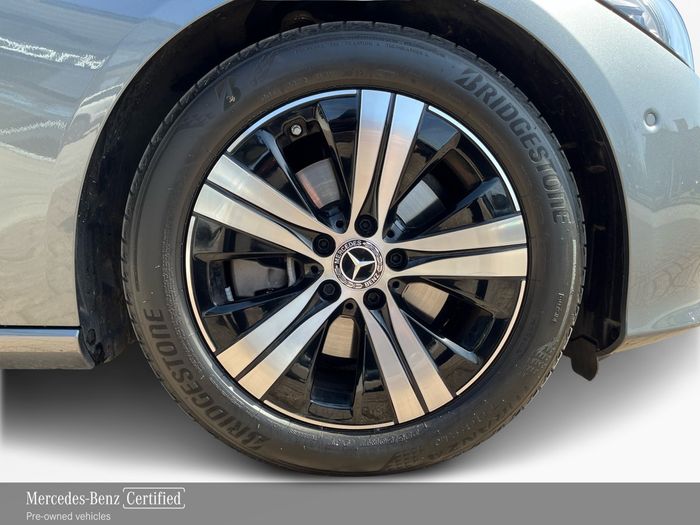 Mercedes-Benz C-Class 2024