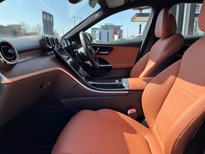 Mercedes-Benz C-Class 2024