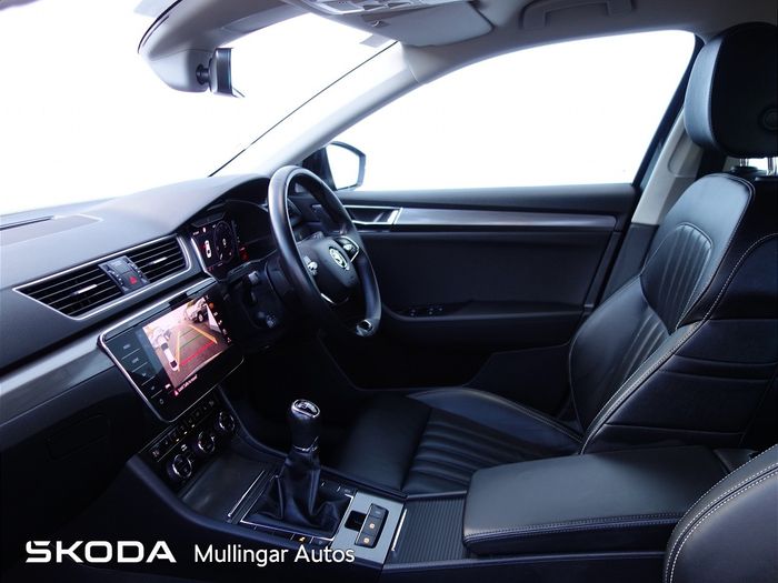 Skoda Superb 2022
