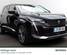 Peugeot 5008 2021