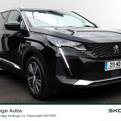 Peugeot 5008 2021