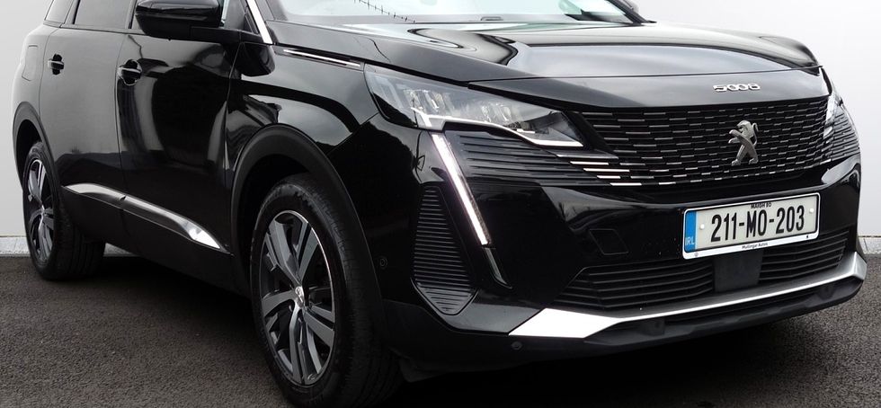 Peugeot 5008 2021