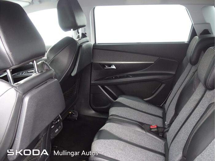 Peugeot 5008 2020