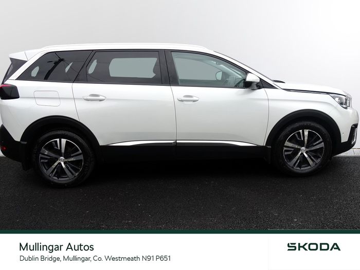 Peugeot 5008 2020