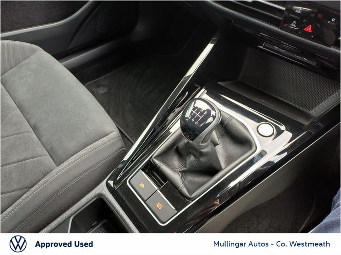 Volkswagen Golf 2023