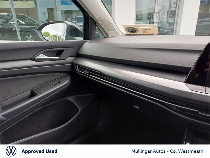 Volkswagen Golf 2023