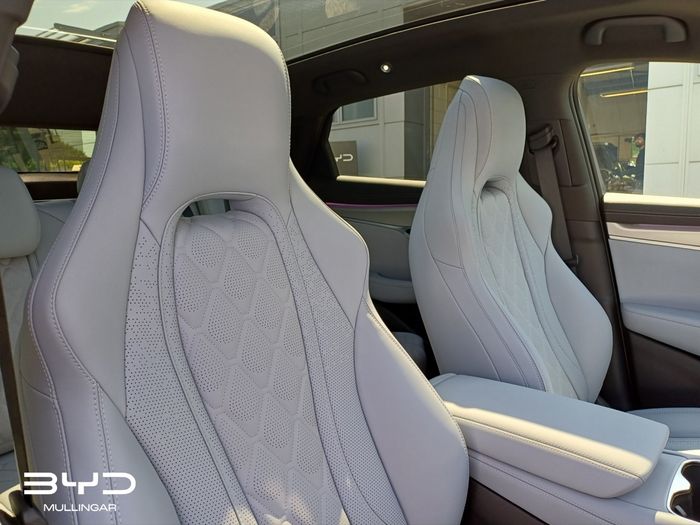 BYD SEALION 7 2026