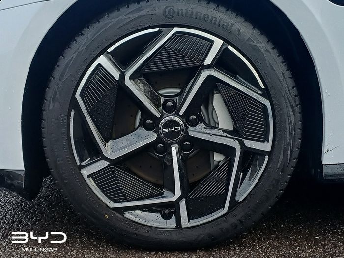 BYD SEAL 2027