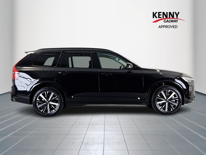 Volvo XC90 2025