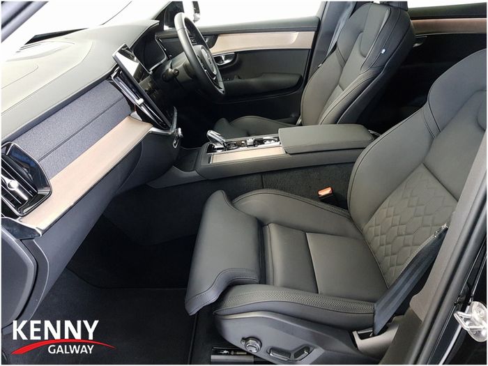 Volvo XC90 2025