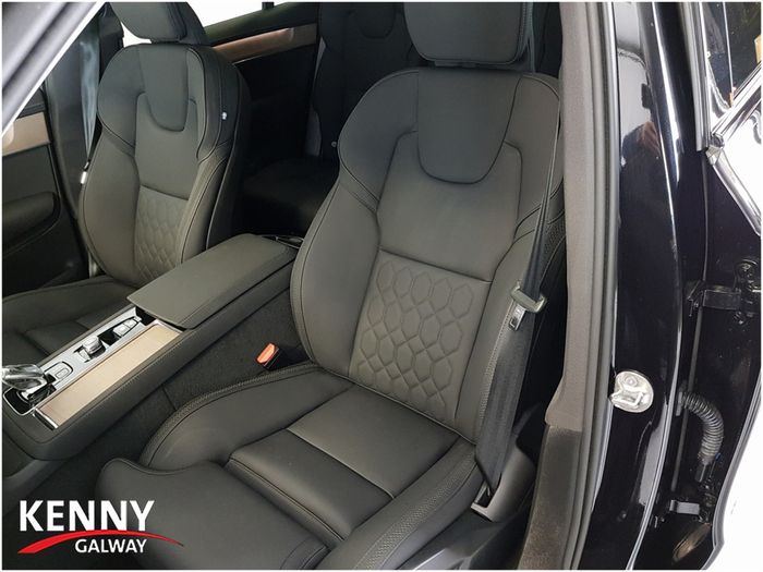 Volvo XC90 2025
