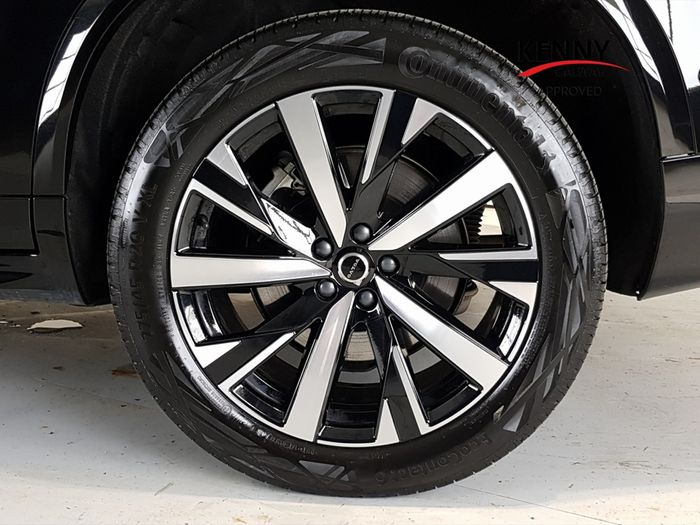 Volvo XC90 2025