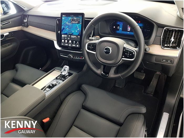 Volvo XC90 2025
