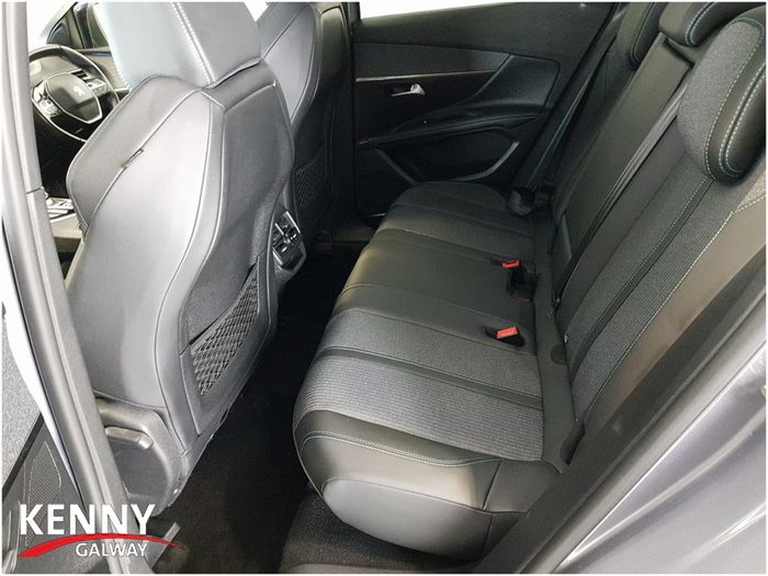 Peugeot 3008 2022