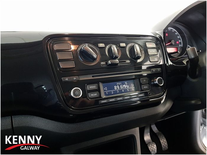 Volkswagen Up! 2015