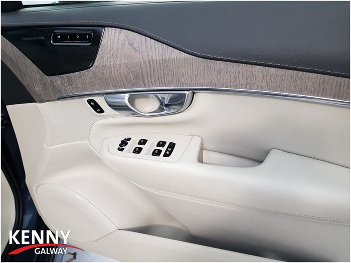 Volvo XC90 2023