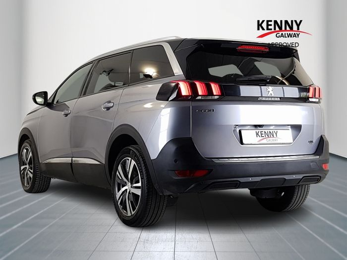Peugeot 5008 2023