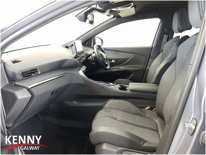 Peugeot 5008 2023