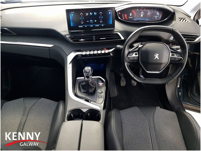 Peugeot 3008 2022