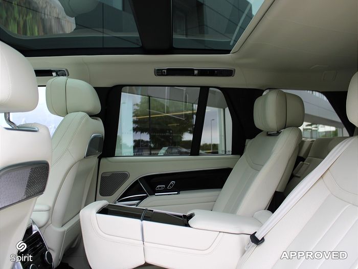 Land Rover Range Rover 2026