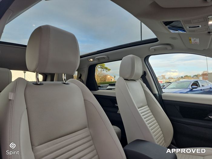 Land Rover Discovery Sport 2025