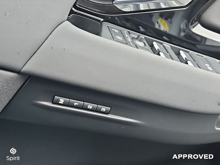 Land Rover Range Rover Evoque 2025