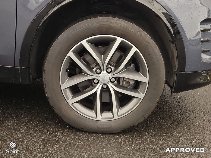 Land Rover Discovery Sport 2025