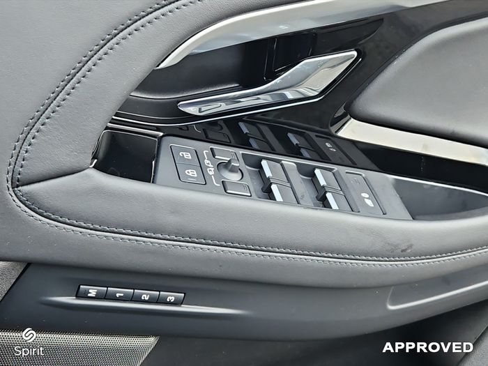 Land Rover Range Rover Evoque 2023