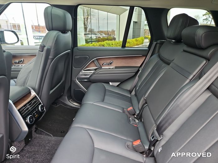 Land Rover Range Rover 2025