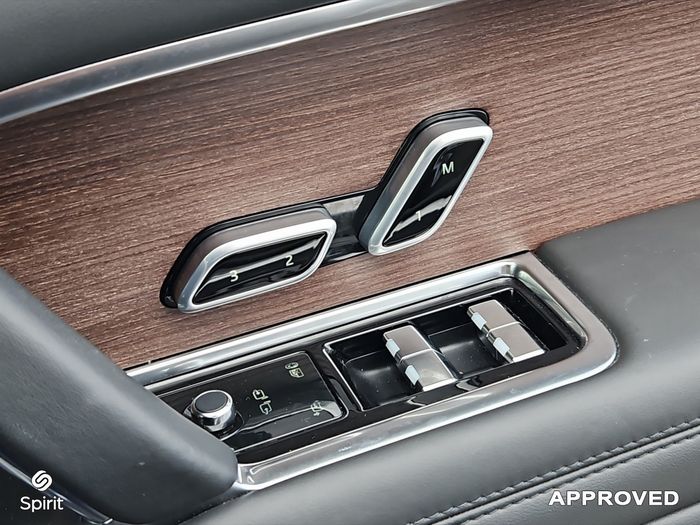 Land Rover Range Rover 2025