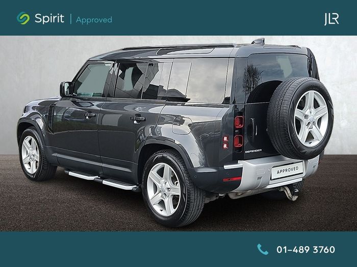 Land Rover Defender 2025