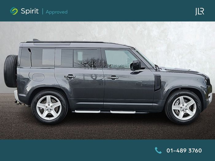 Land Rover Defender 2025