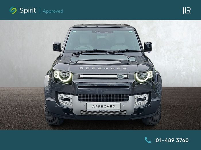 Land Rover Defender 2025