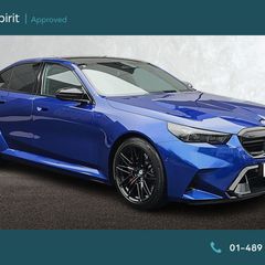 BMW M5 2025