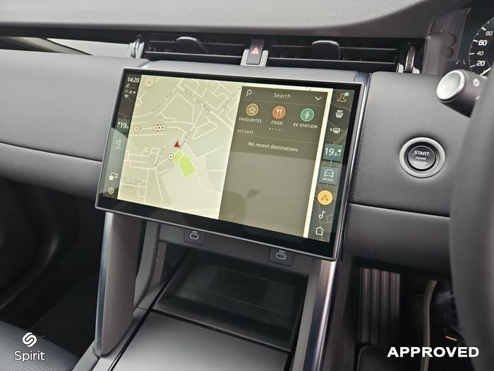 Land Rover Discovery Sport 2025