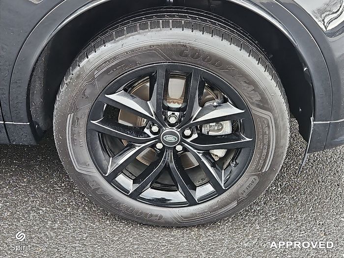 Land Rover Discovery Sport 2025