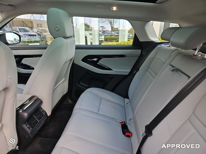 Land Rover Range Rover Evoque 2025